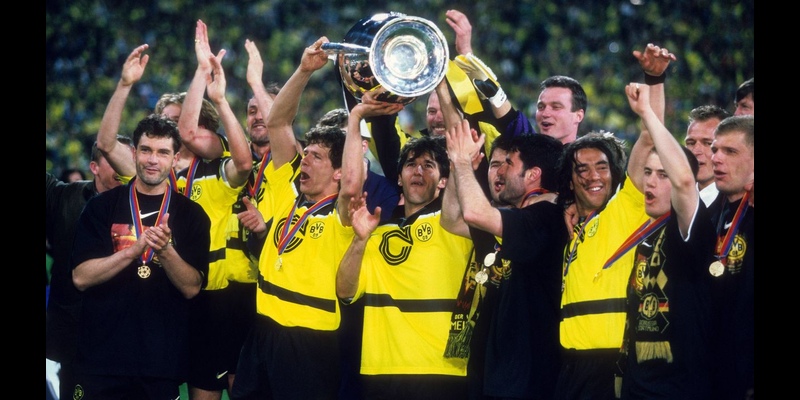 CLB Dortmund lần đầu giành chức vô địch Champions League