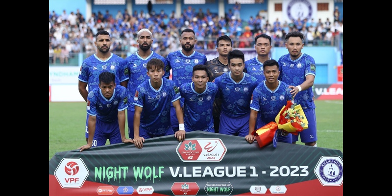 Mẫu áo đấu chính thức của CLB Khánh Hòa tại V-League 2023